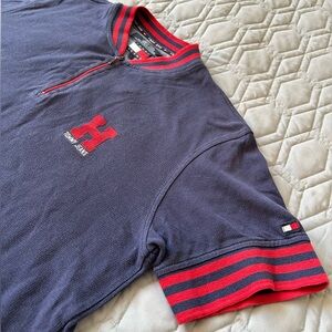 Vintage Tommy Hilfiger Tommy Jeans Men’s Large Jersey style T-Shirt with…